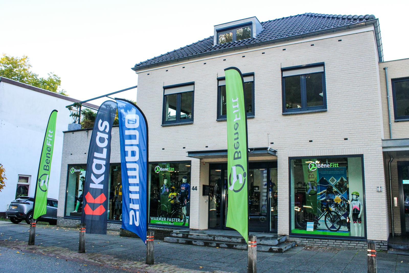 Snelle Sokken Vanaf Ook Verkrijgbaar Benefitt In Valkenburg Snelle Sokken Vanaf Ook Verkrijgbaar Benefitt In Valkenburg